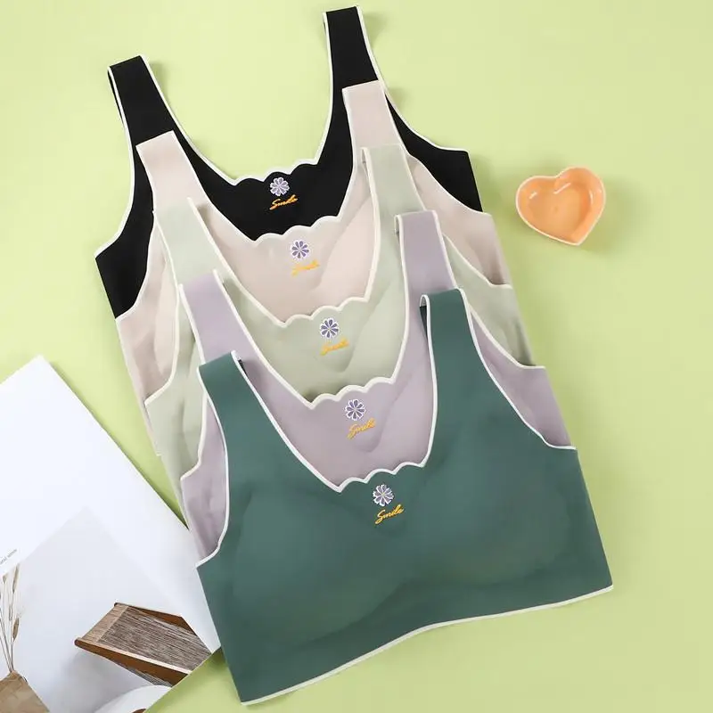 

Ice Silk Emulsion Colors Traceless Beautiful Back Wrap Your Chest Underwear Female Tube Top No Rims Sports Gather Together Bra