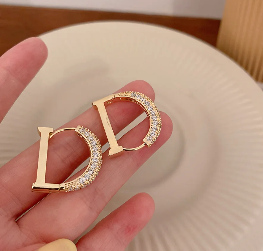 2022 new trend Copper zircon letter D Rhinestone simple design Earrings for women Fashion Jewelry