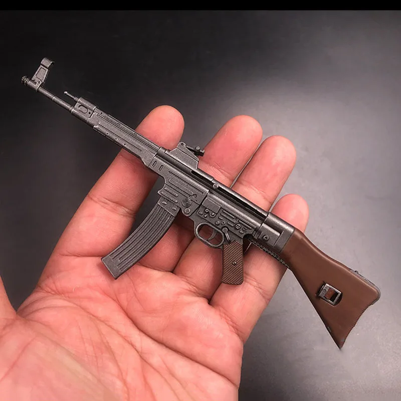 1/6 兵士ドイツ MP44 ライフルプラスチック模型玩具アクセサリー