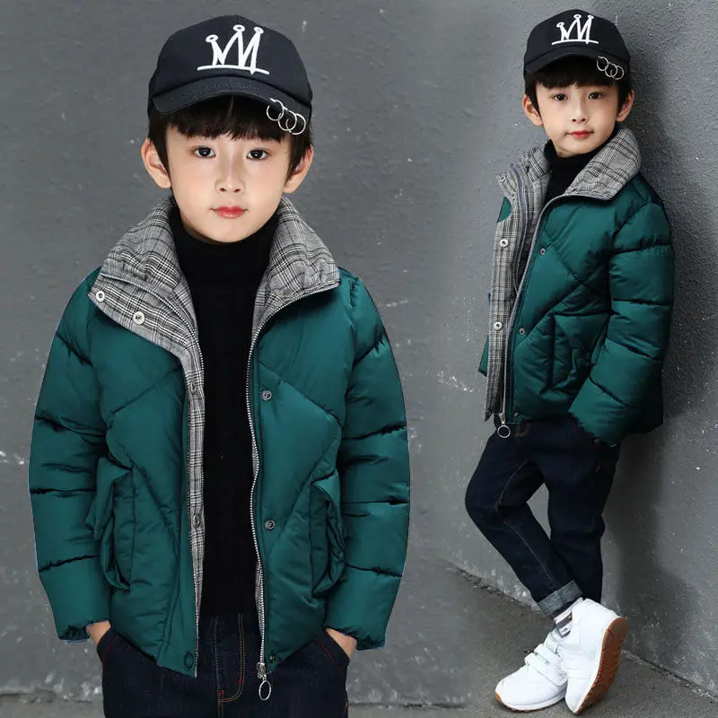 

Модная новинка, верхняя одежда для мальчиков, зимние теплые утепленные пуховики, однотонные пальто для малышей, детская одежда, куртка с капюшоном и подкладкой V92