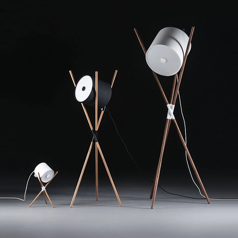 

Modern LED Wooden Floor Lamp Standing Lamp for Bedroom Modern Living Room Decorative Black Fabric Lampshade Floor Lamp Fixture