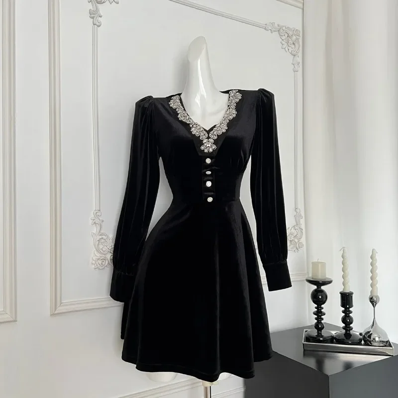 French Elegant New Women Dress Luxury Retro V-neck Long Sleeve High Waist  Slim A Line Black Velvet Mini Dresses Female Vestidos - AliExpress 200000345