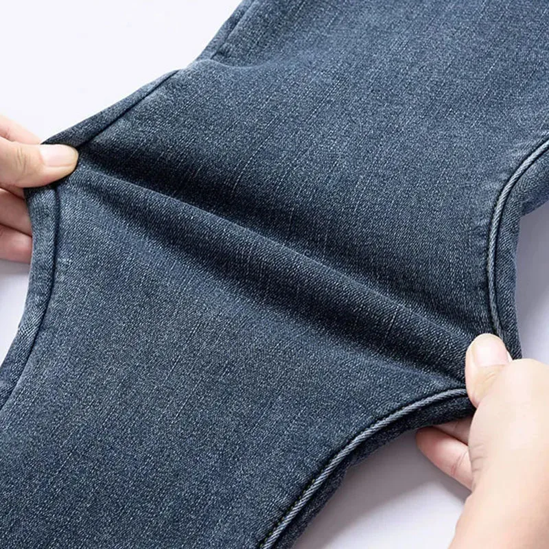 Women Lambwool Skinny Jeans Korean Fashion Super High Waist Stretch Denim Trousers Snow Wear Plus Velvet Button Vinatge Pants