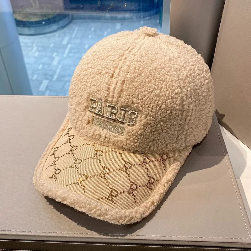 Men's and Women's Fashion Trend Baseball Cap Lamb's Wool Warm Hot Drilling Duck Tongue Cap Outdoor Street Rebound baseball caps baseball cap