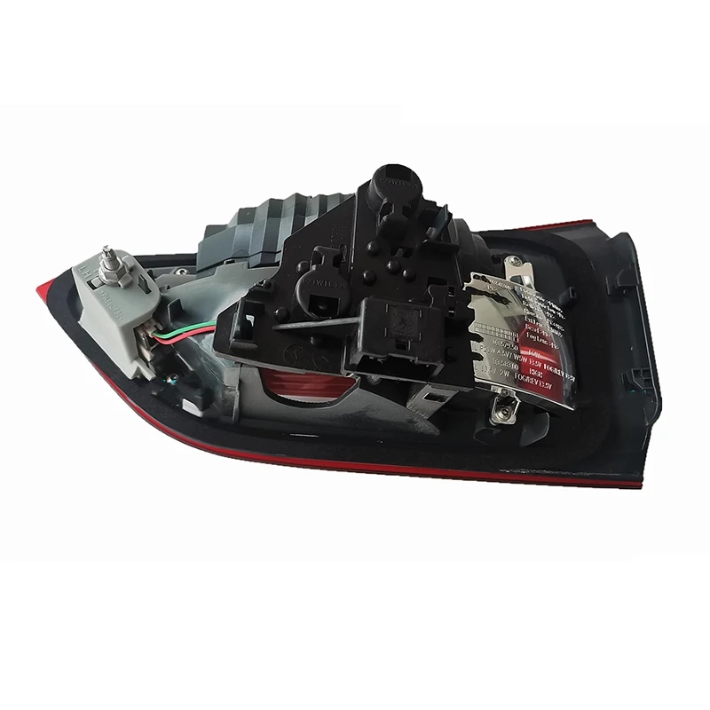 Feu Arrière LED Gauche Intérieur Pour BMW X1 2016-2019 – Référence 63217350697 – Étanche, Facile à Installer