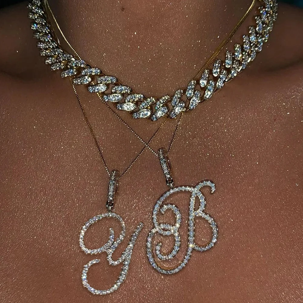 

Iced Out Cursive 26 Initial Letter Necklace With Pendant Bling Crystal Rhinestones CZ Alphabet Name Chain Necklace Gifts Jewelry