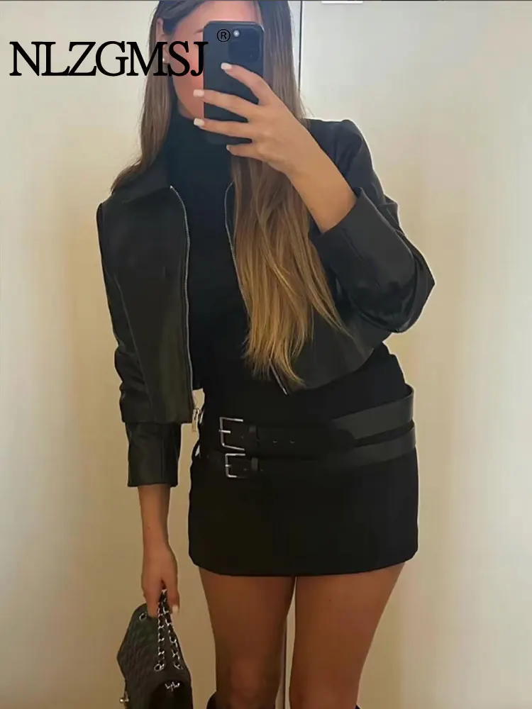 

Юбка трапециевидная женская с завышенной талией, на осень