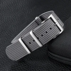 Durable Military - Style Nylon Watch Strap in Brown, Green, Black - Sporty and Casual Replacement Band - 18mm (Grey)
