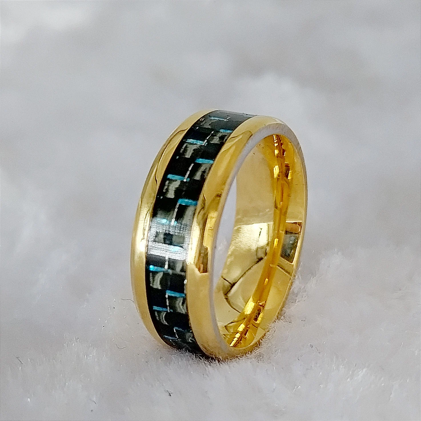 

8mm Men's Wedding Rings For Men Male Boys Brazilian Gold Plated Fashion Blue Carbon Fiber Stainless Steel Jewelry Ring