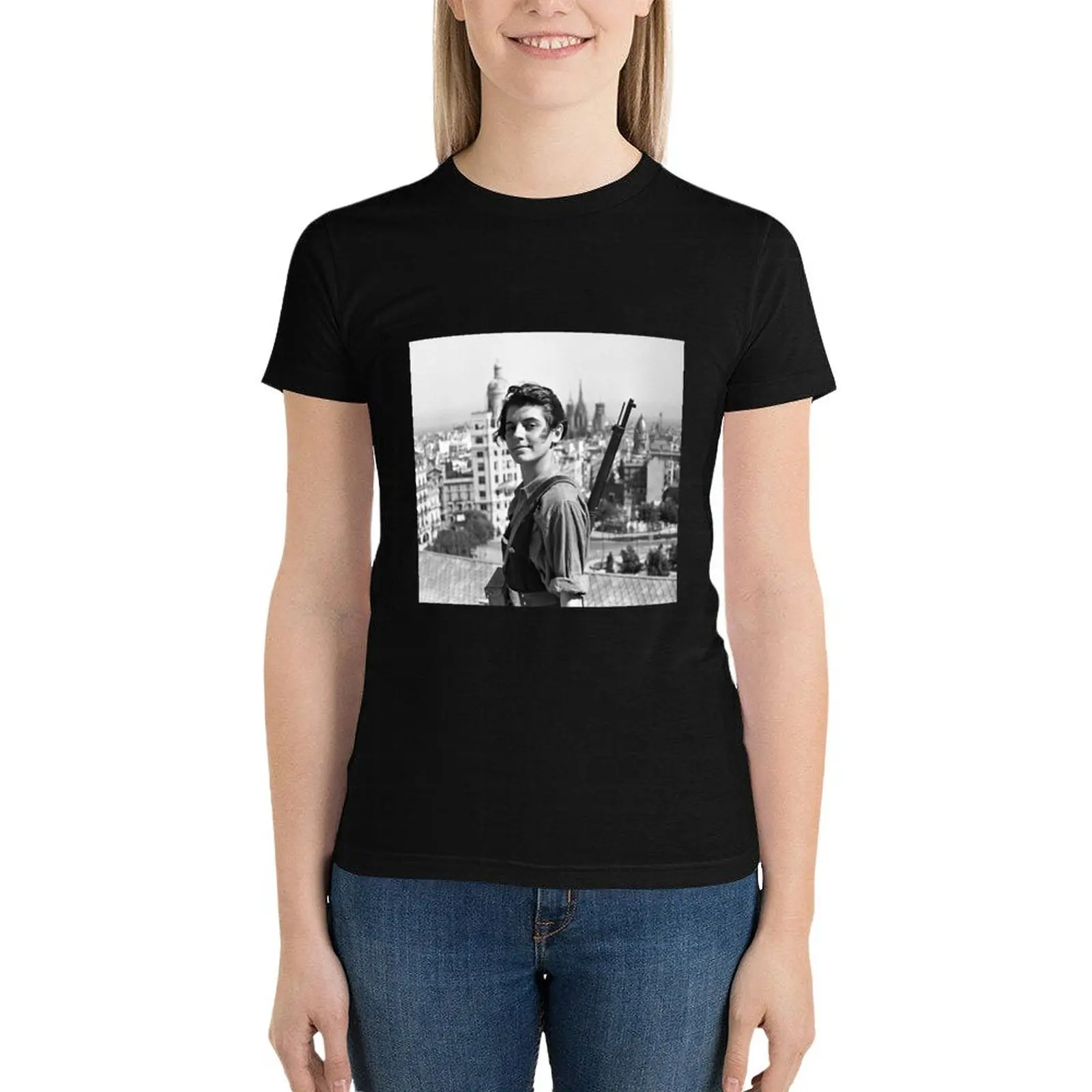 Marina Ginesta - The Left is Beautiful T-Shirt funny kawaii clothes fashion woman blouse 2024