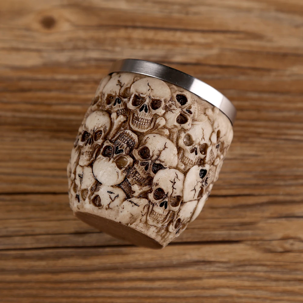 Drinking Glasses Horrible Resin Stainless Steel Skull Cup 200ml Shot Glass Gothic Beer Mug Vodka Cup Whiskey Glasses Bar Drinkware Halloween Gift