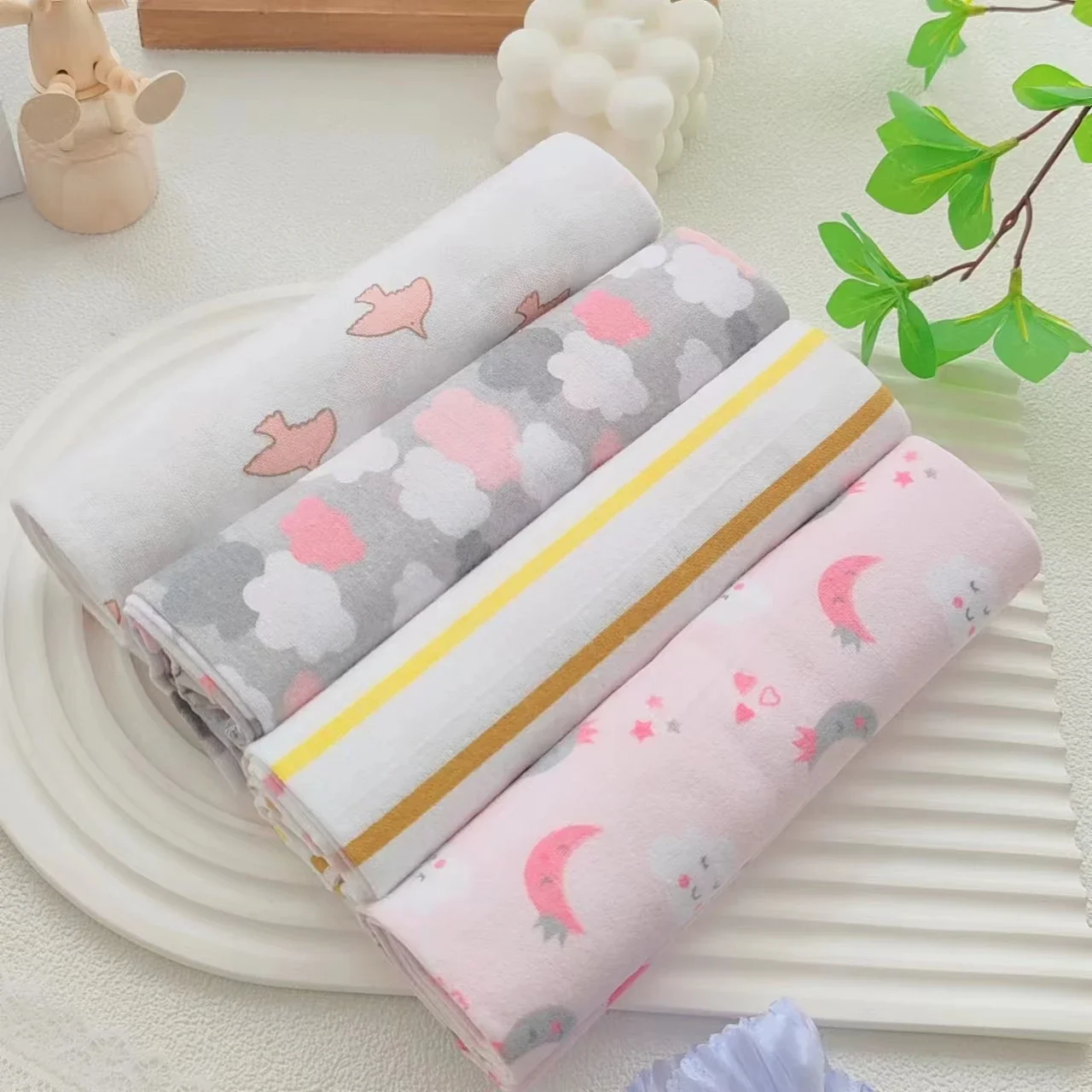 4pcs/pack 100% Cotton Receiving Baby Blanket Newborn 76x76cm Baby Bedsheet Supersoft Flannel Diapers New Born Blanket Swaddle 4
