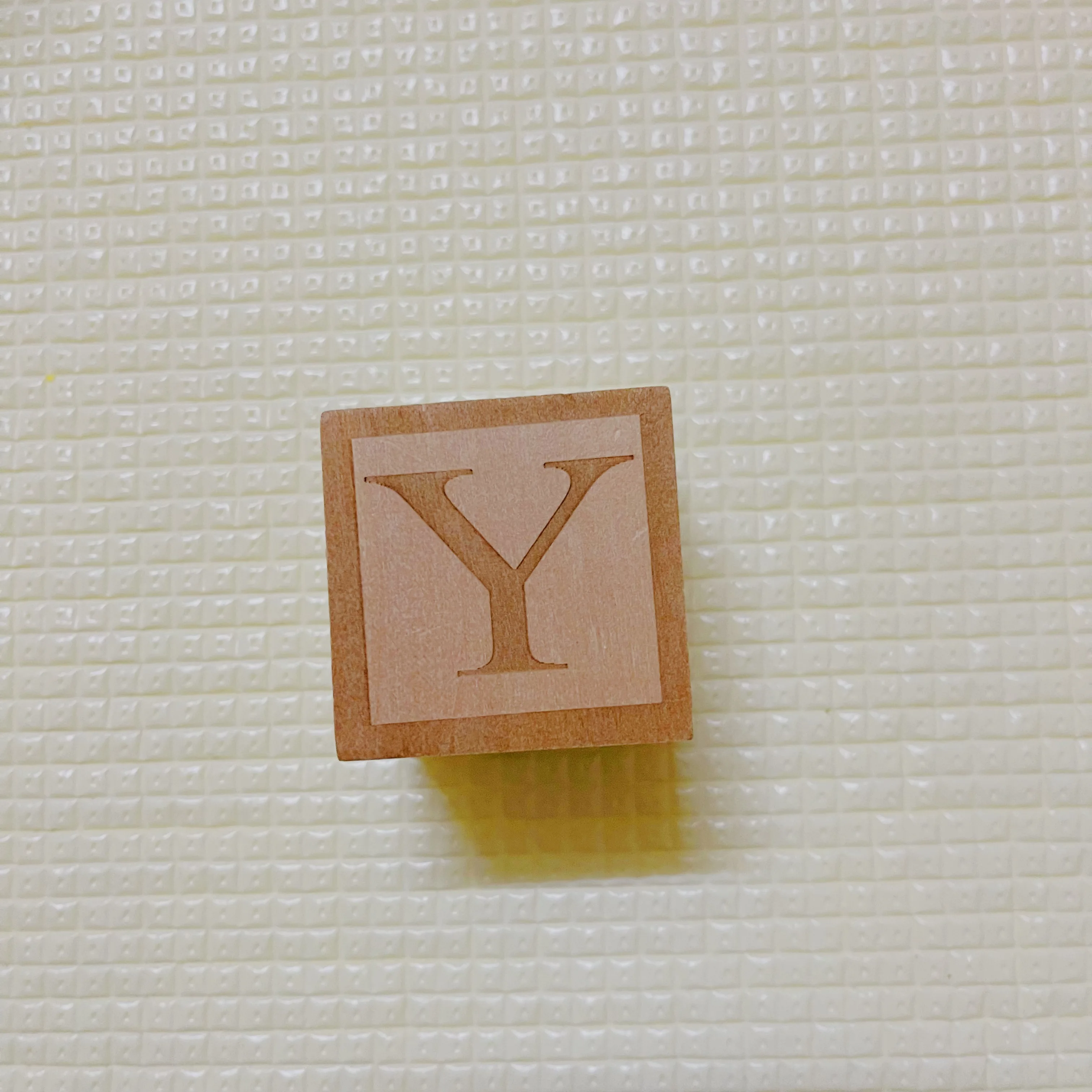 Nordic Wooden Block Ornaments with Alphabet Letters - Customizable Home Decor and Wedding Props