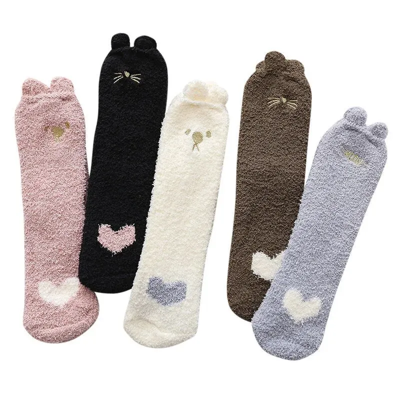 5 Paar warme und flauschige Cartoon-Tiersocken, warme Korallen-Fleece-Socken in Rundlänge für den Winter, Damenstrümpfe und Strumpfwaren – Detail 4