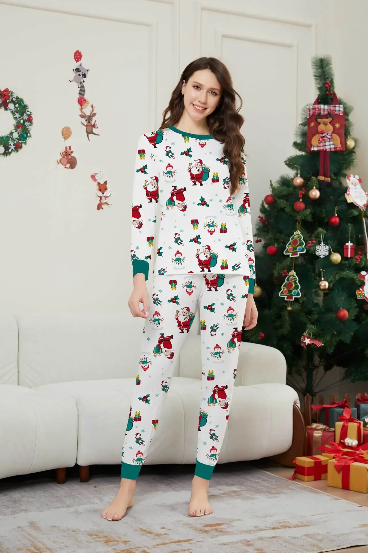 thumbnail image 5 of Conjunto de pijama con estampado de dibujos animados para toda la familia de Navidad 2024, ropa a juego para padres e hijos, traje de 2 piezas, ropa de dormir para bebé y perro, 5 of 5