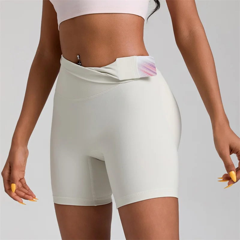 Solid Color Nylon Spandex Women Cycling Sport Short Gym Athletic Tight Short Legging Soft Sweat-Wicking Built-In Pocket