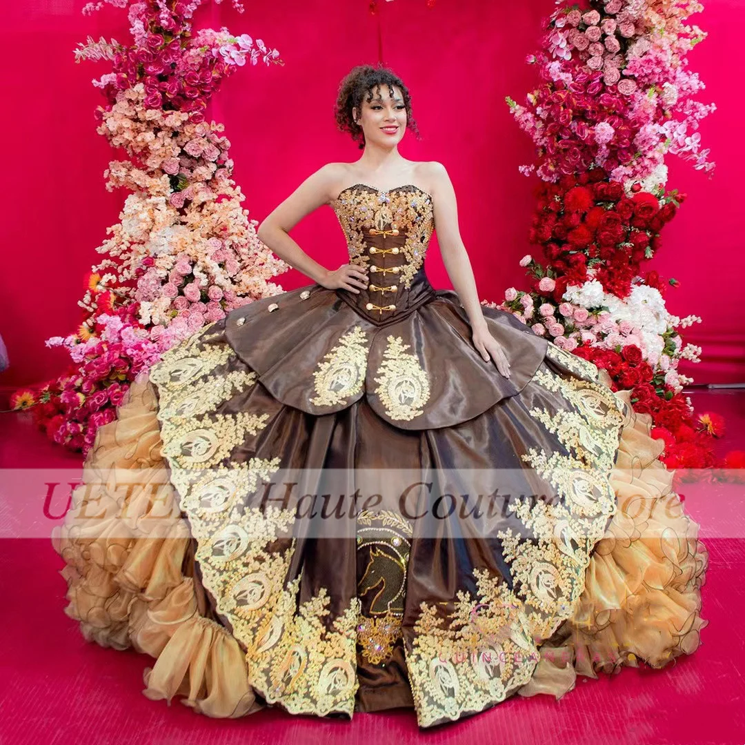 

Luxury Quinceanera Dress Gold Charro Ball Gowns Off The Shoulder Puffles Tiered Birthday Party Dress Vestidos De 15 Quinceañera