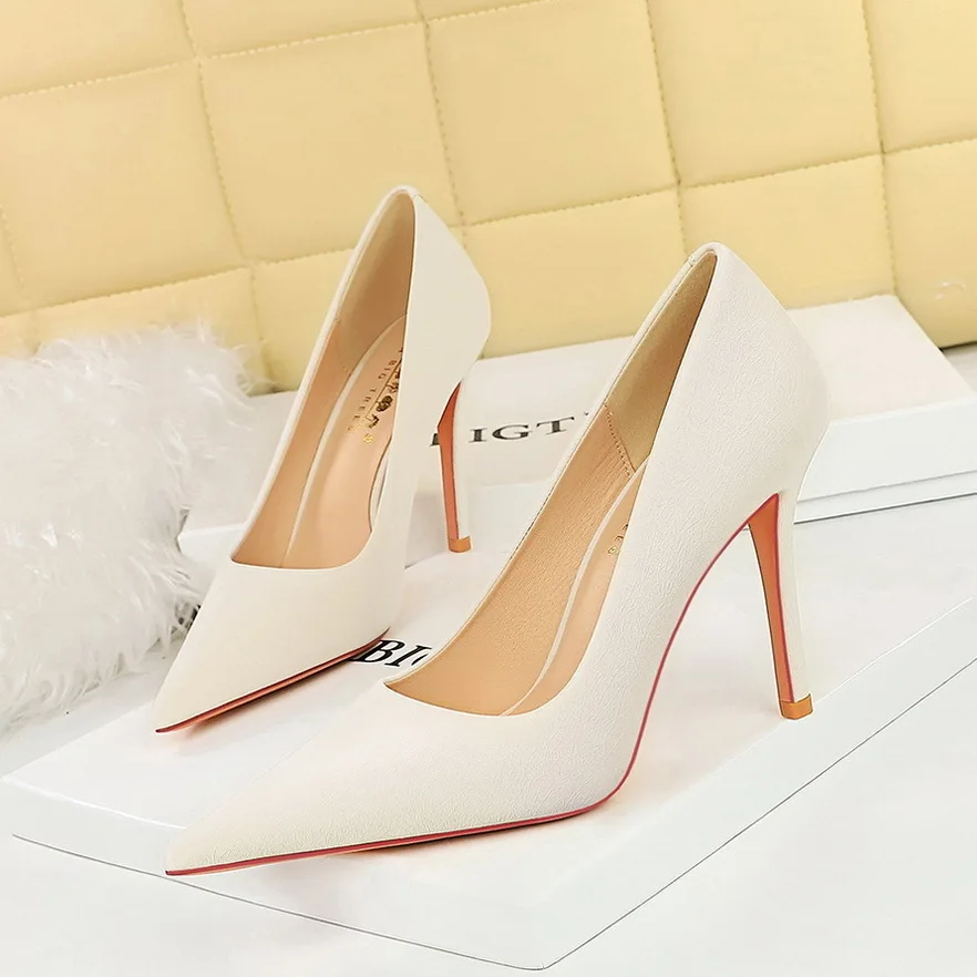 thumbnail image 1 of Zapatos de mujer de estilo minimalista, de moda, finos, con tacones altos, de boca poco profunda y punta puntiaguda, nuevos para primavera y otoño, 1 of 5