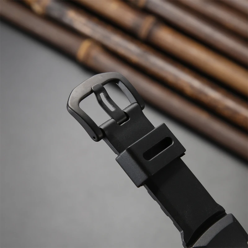 Waterproof Rubber Silicone Watch Strap for Outdoor Adventure Watches