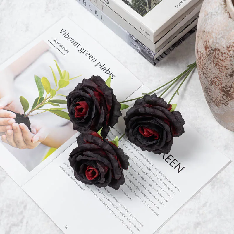 10 Stück Seiden-Simulationsblumen 3-Zweig-Rosen DIY Hochzeits-Brautstrauß Auditorium-Dekoration Künstliche Rosa Anna-Rose