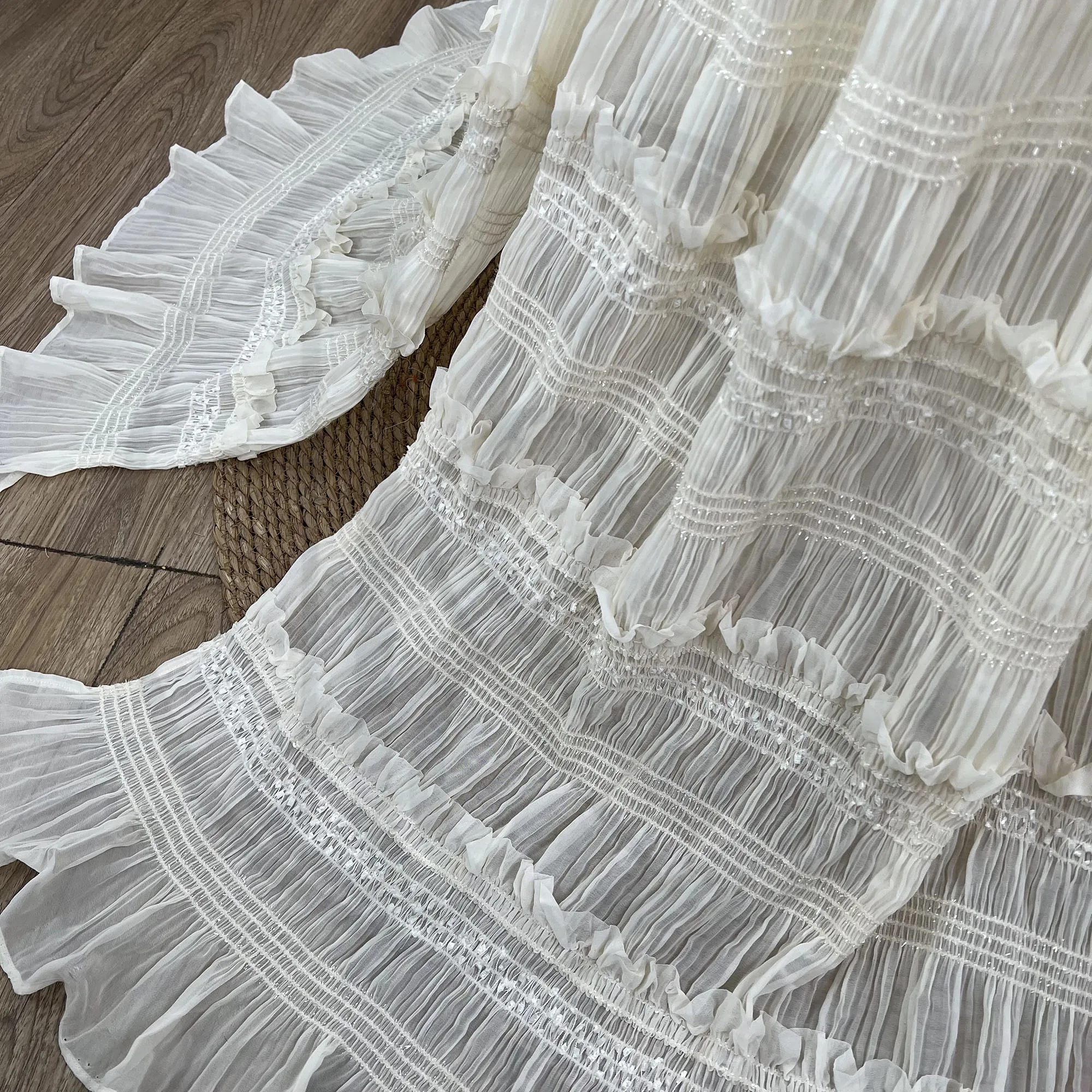 Рисунок 4 - Шифоновое блестящее шелковое платье