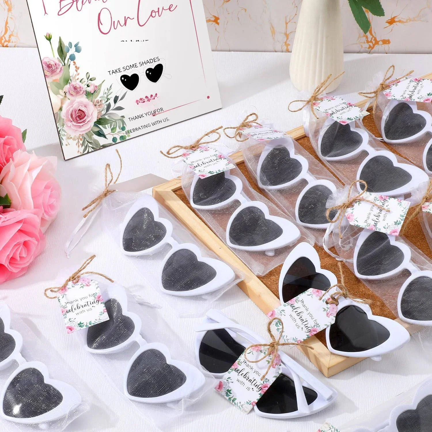 60-12Pcs Heart Shaped Glasses Bachelorette Hen Party Sunglasses Team Bride To Be Bridesmaid Gift Beach Pool Bridal Wedding Decor