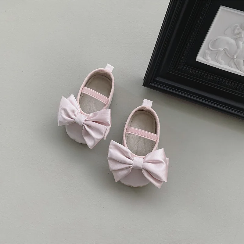 Newborn Baby Girl Classic Bowknot Rubber Sole Anti-slip PU Dress Shoes First Walker Toddler Crib Shoes baby shoes