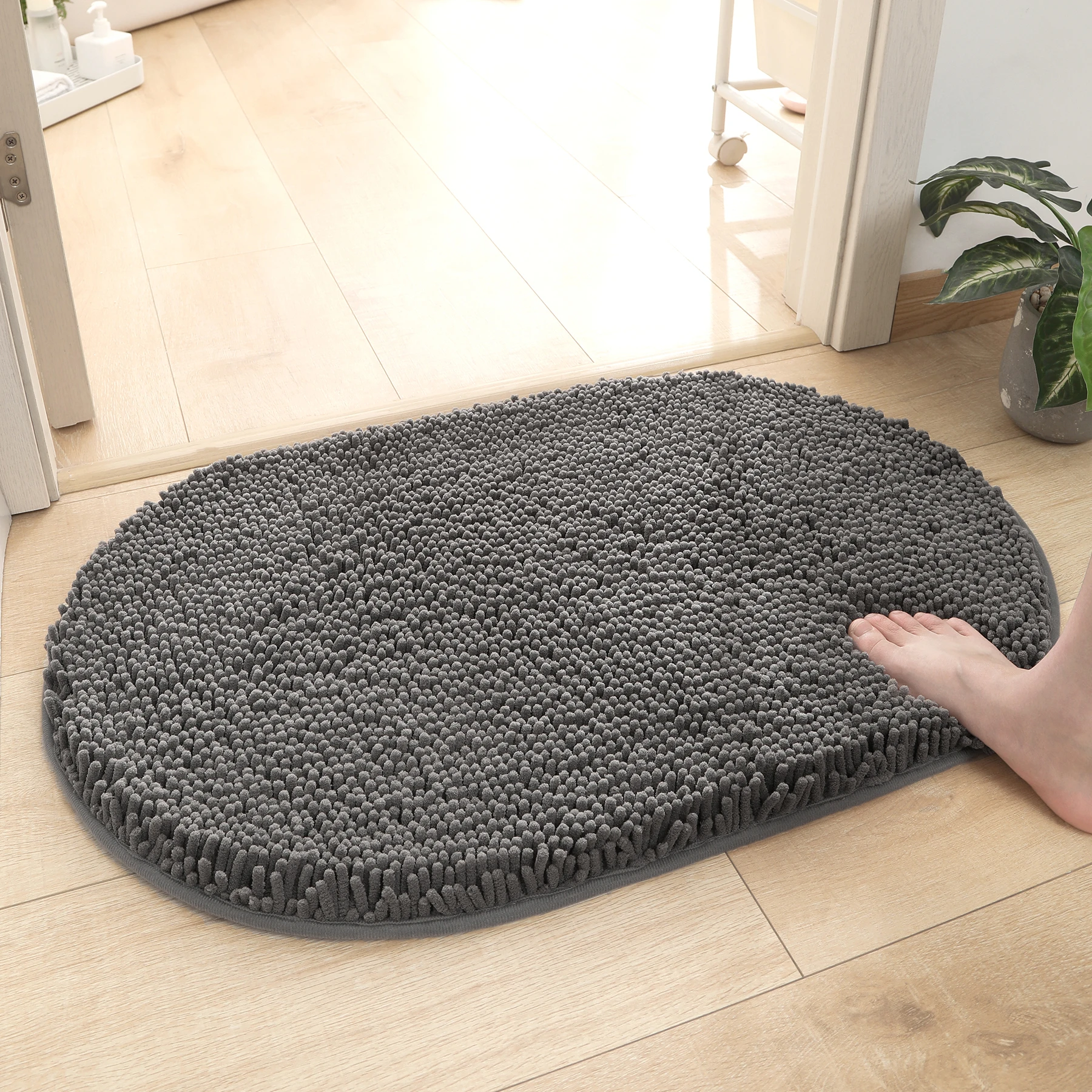 Soft Chenille Bathroom Mat 2