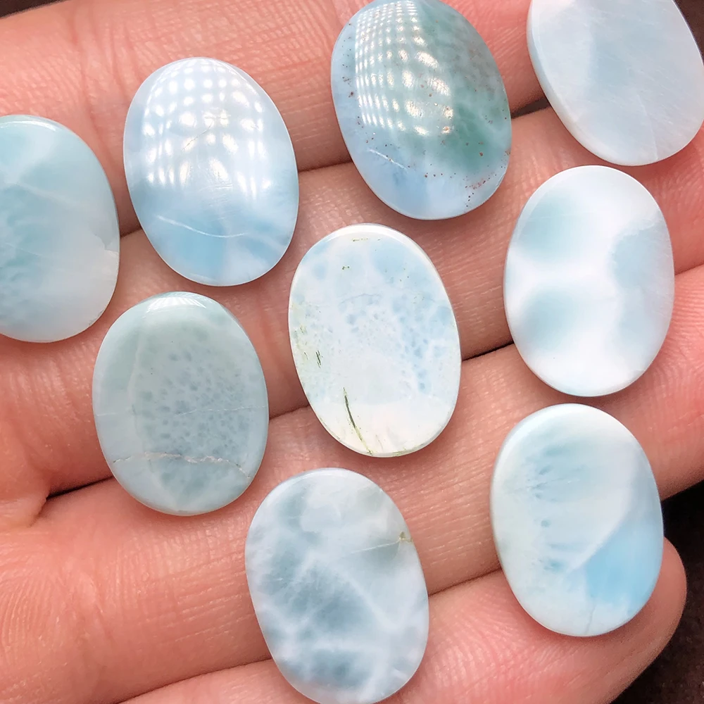 Natural oval shaped Lalima 18 * 12 * 6 bare stone of high quality, can be paired with earrings, necklaces, rings, and stones