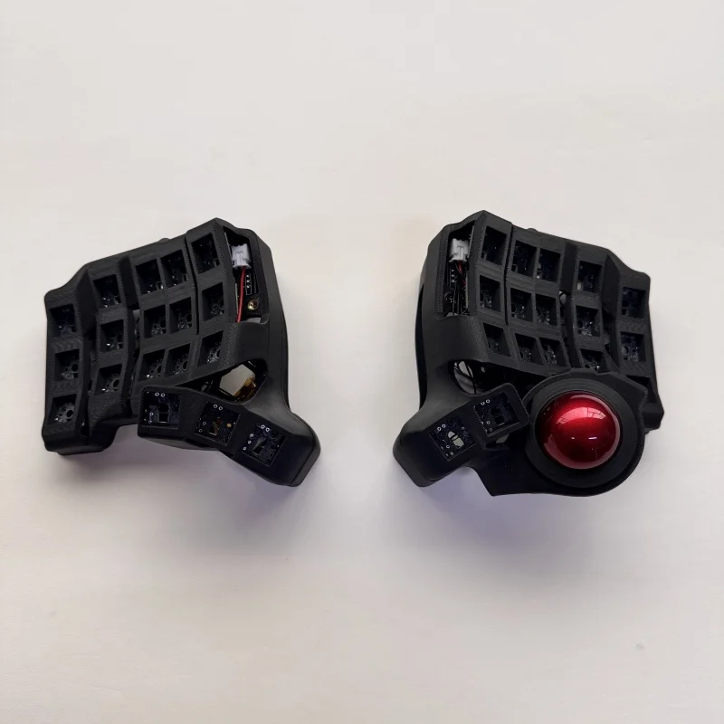 Charybdis-人間工学に基づいたメカニカルキーボード,湾曲したトラック