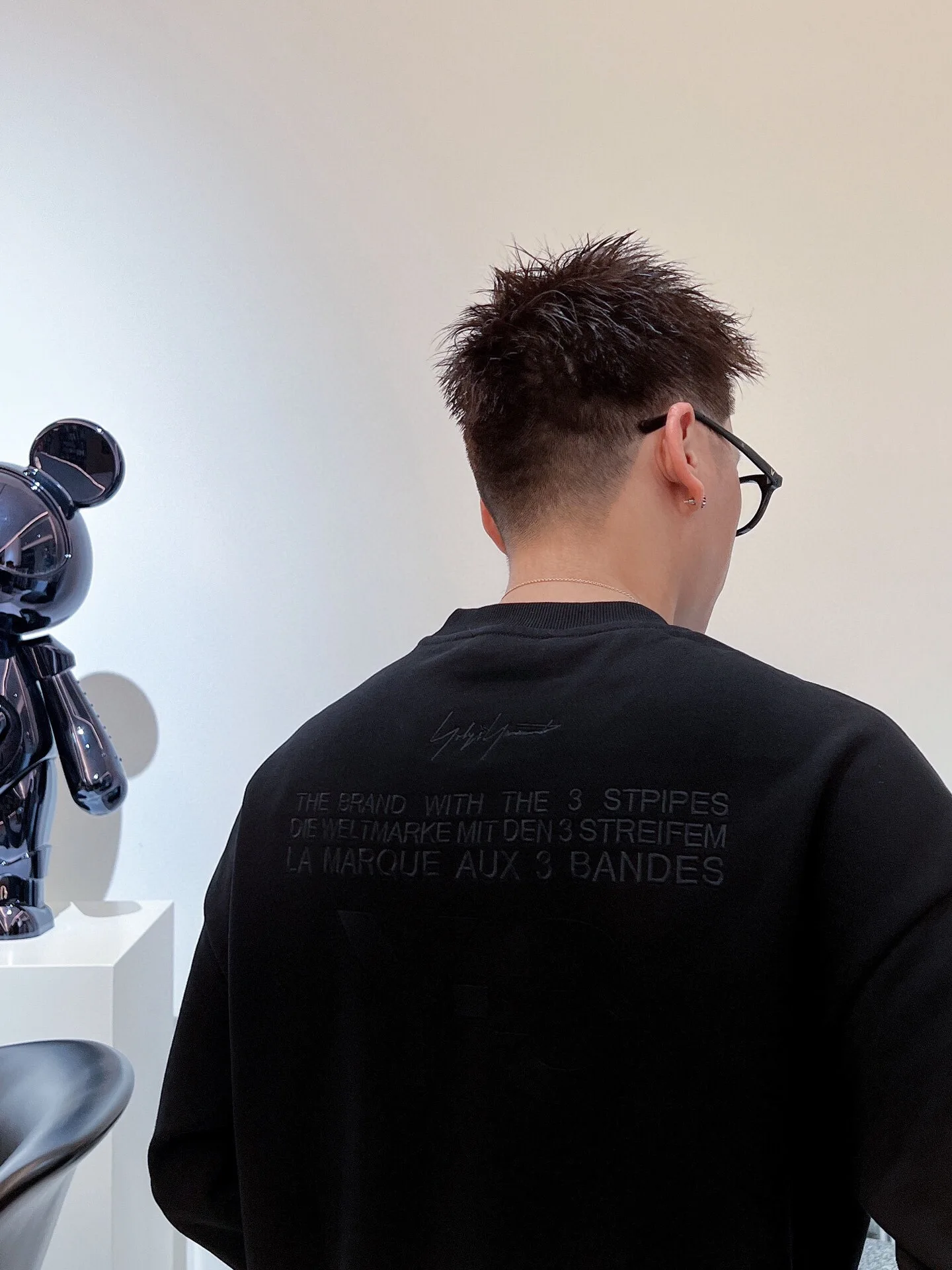 Рисунок 6 - Толстовка Y3 Yamamoto с надписью Yohji