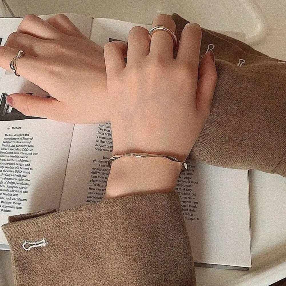 Retro Cuff Bracelet Blank Mobius Opening Bangles For Women Minimalism Twisted Wrist Jewelry Accessories Wife Mom Birthday Gifts 4