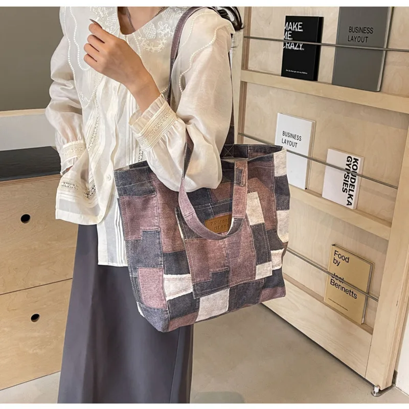 Tote Bag 2024 New Large Capacity Commuter Panel Color Minimalist Fashion Women's One Shoulder Handbag