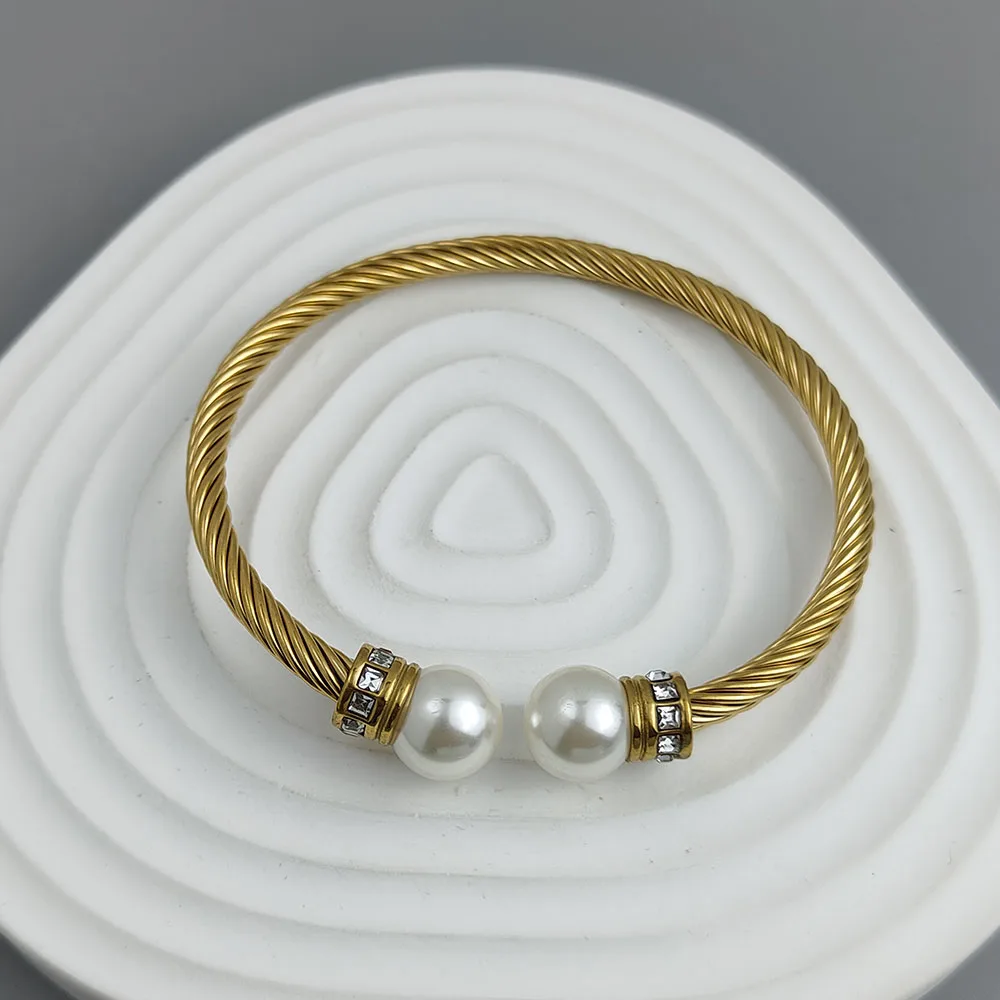Charming 18K stainless steel thorn pattern pearl women's bracelet, high quality waterproof jewelry, wedding party gift 3