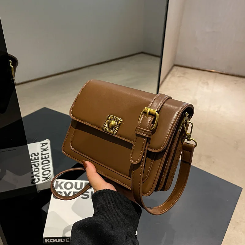 

Women's bag 2023 new fashion small fragrance autumn and winter single shoulder crossbody bag high-end texture small square bag