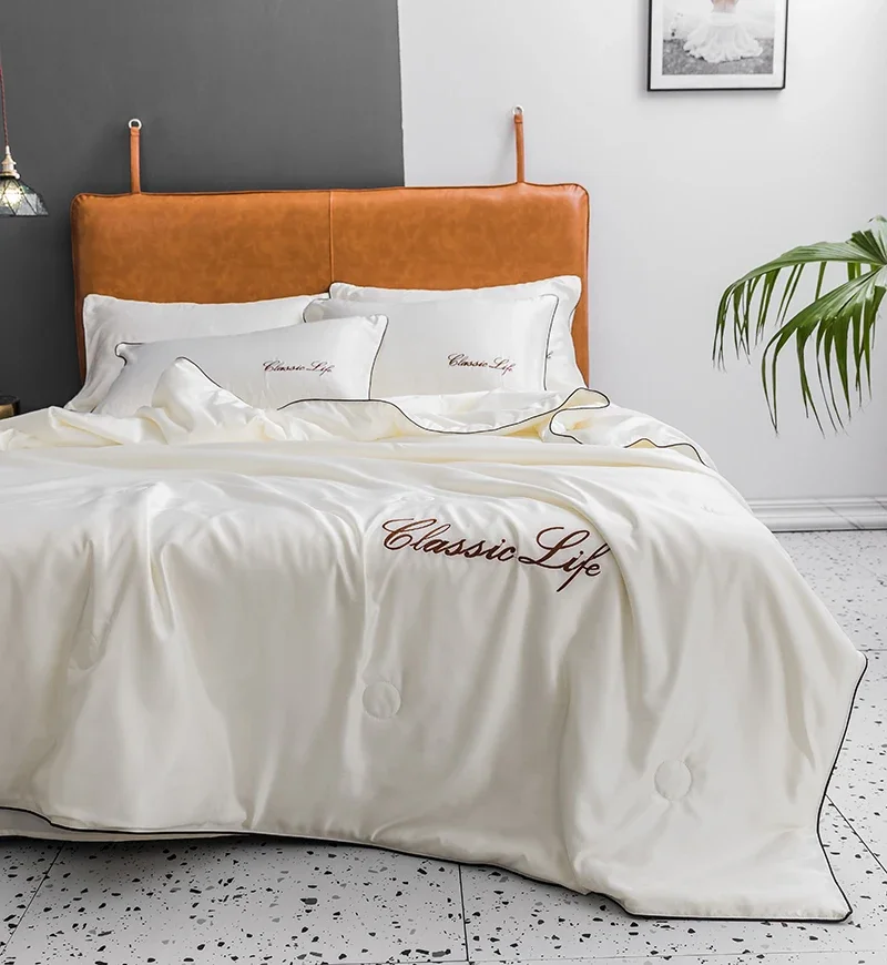 Summer Silk Quilt Cooling Air Conditioning Blanket Cotton Thin Comforter