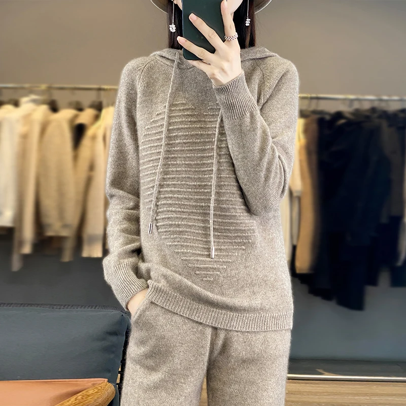 Autumn/Winter New Women's Suit 100% Merino Wool Hooded Pullover Tops Casual Sweatpants Small Leg Pants Knitted Two-Piece Set 5