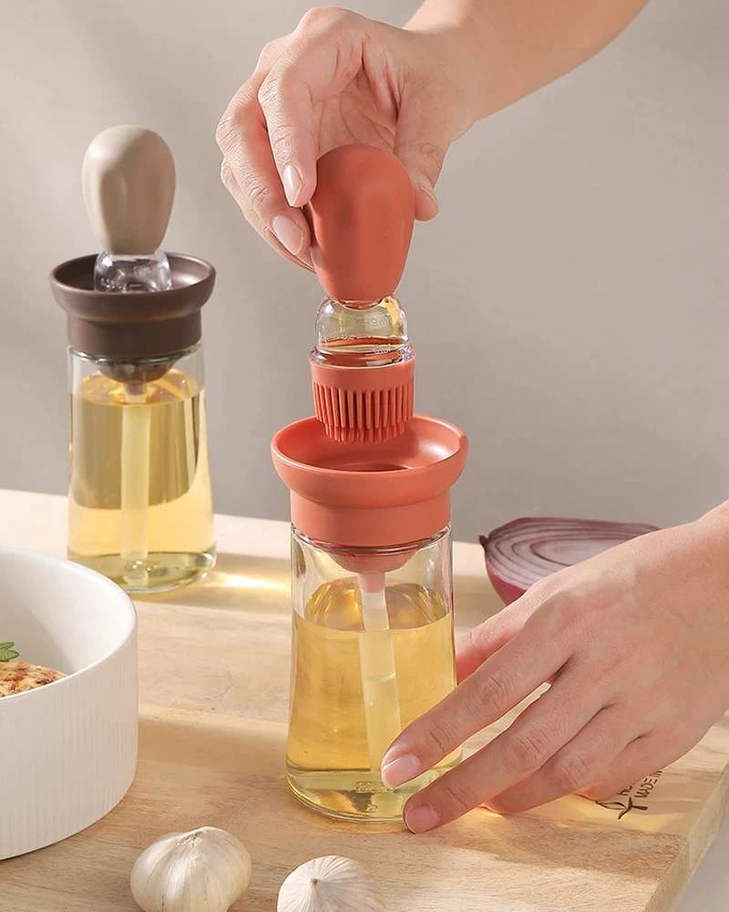 Description Picture 2 of itemKitchen Silicone Oil Bottle Oil Brush Baking Barbecue Grill Oil Brush Dispenser Pastry Steak Oil Brushes Kitchen Baking BBQ Tool