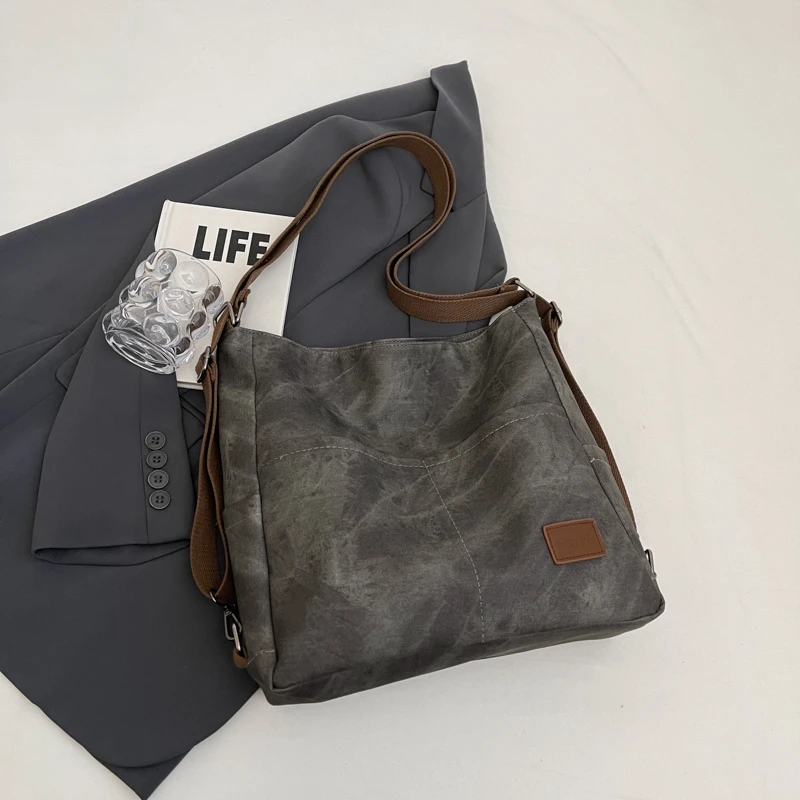 Leisure Large Capacity Mochila for Women's Commuting 2024 New Totebag Multi functional Integrated Backpack Water Bucket Bag