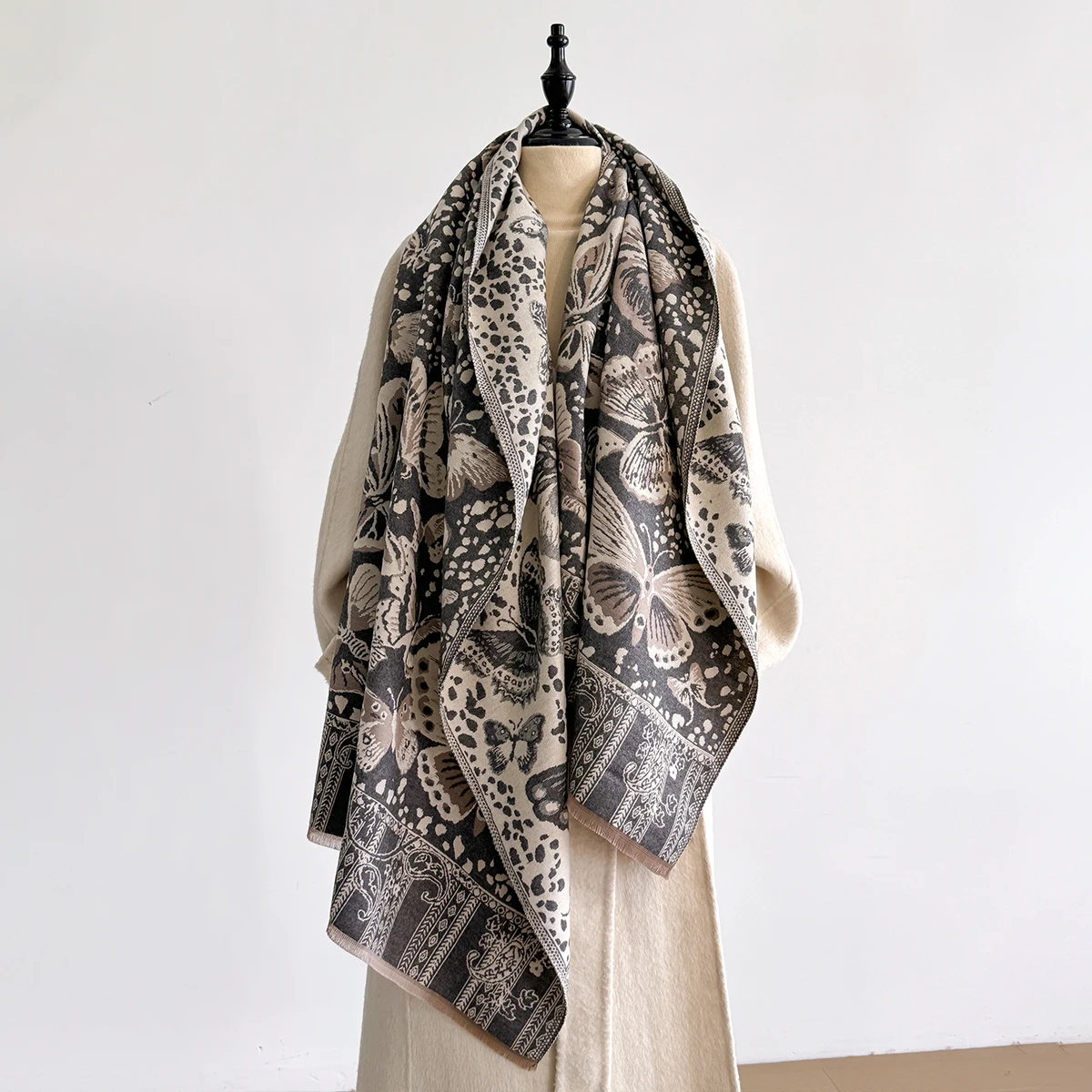 Luxury Winter Imitation Cashmere Scarf Women 2025 Design Warm Pashmina Blanket Poncho Scarves Female Shawl Thick Foulard Bufanda