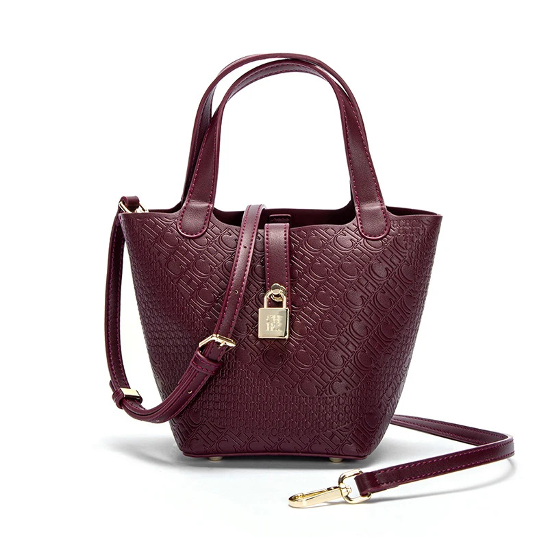 Luxury Brand 2024 Spring Unique Fashion New Women's Large Capacity Handbag Classic Retro Jacquard Texture