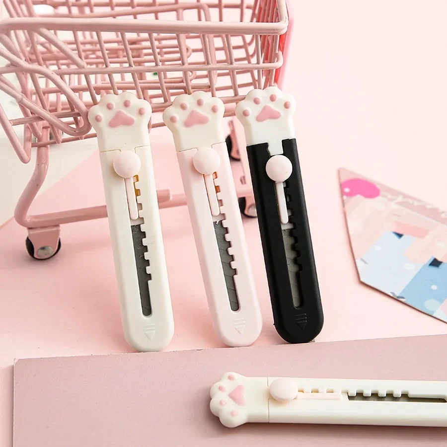 새로운 1pc 미니 고양이 발톱 유틸리티 나이프 창의적이고 귀여운 편리한 핸드 계정 종이 절단 도구 학생 문구 미술 용품