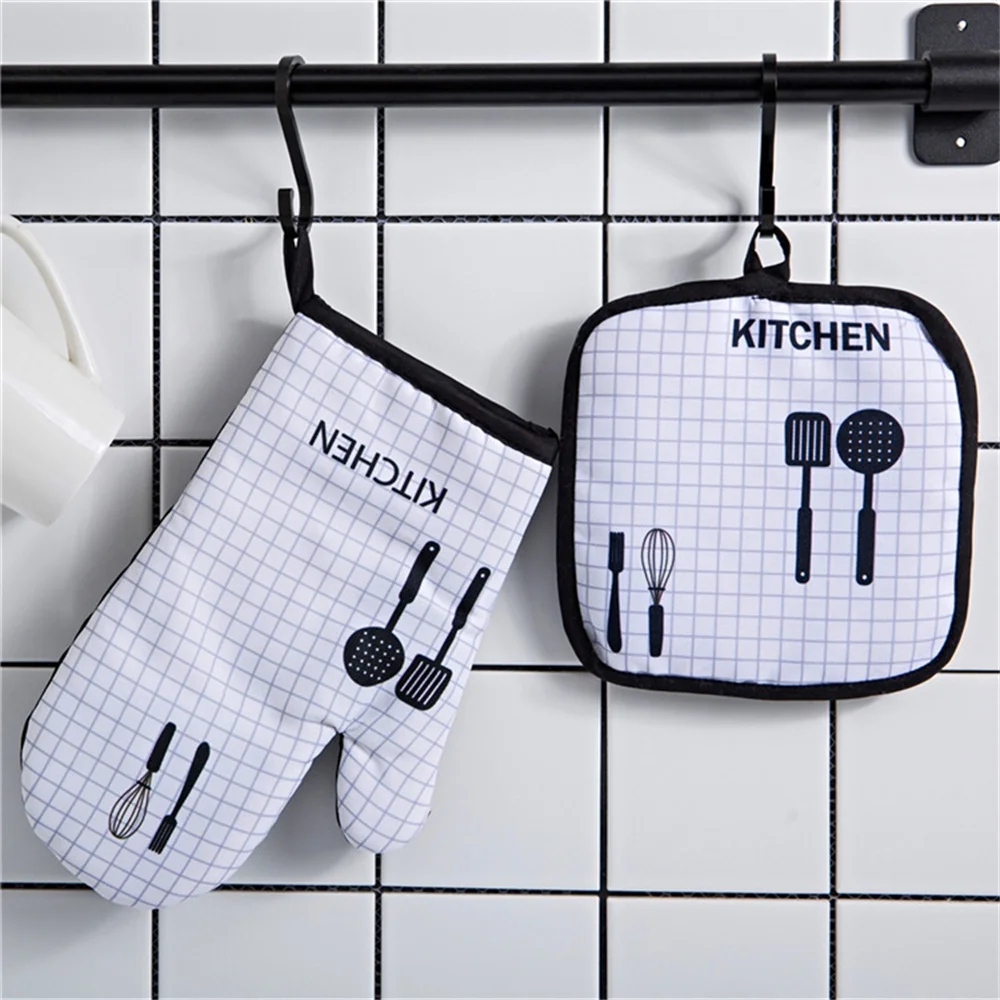

Piece Cute Non-slip Black Gray Cotton Fashion Nordic Kitchen Cooking Microwave Gloves Baking BBQ Potholders Oven Mitts