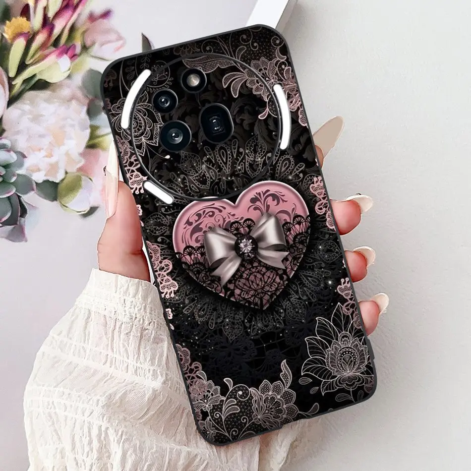 Elegant Butterfly Cat Printed Black Silicone Soft Phone Case