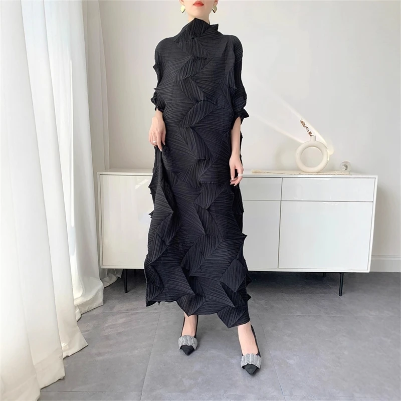 LANMREM Pleated Long Dress For Women Elastic Loose Irregular Pleated Stand Collar Pullover Famale Clothing Half Sleeve 2DB4256 3