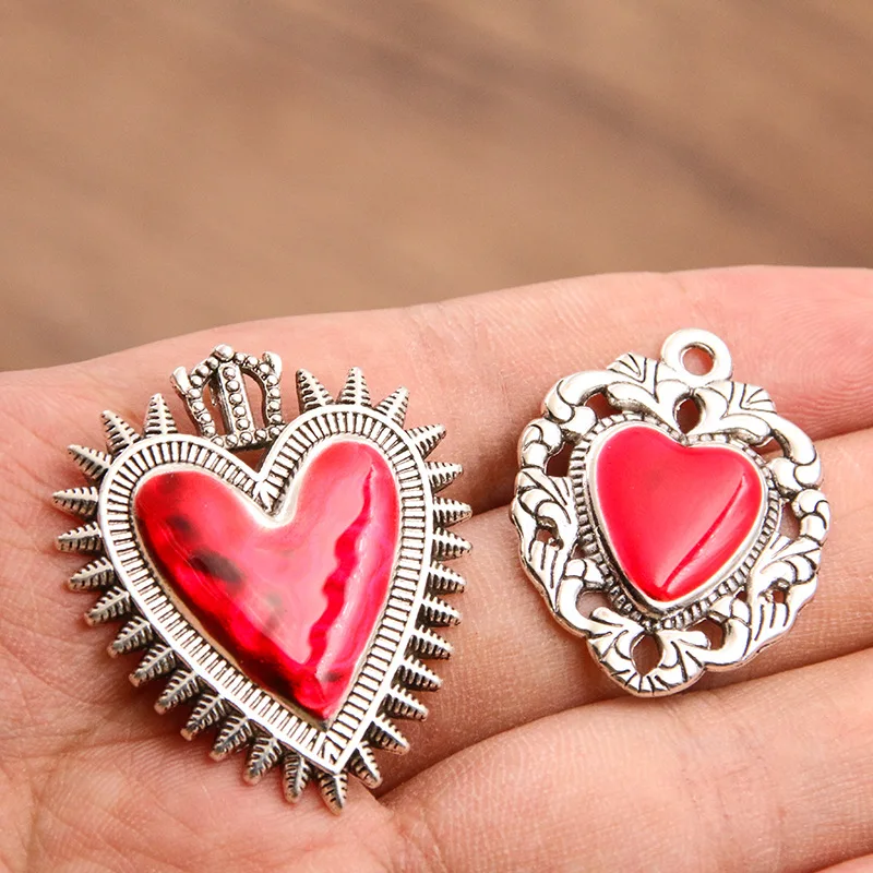 Christian Laxroix コーラルハートイヤリング 【公式通販】