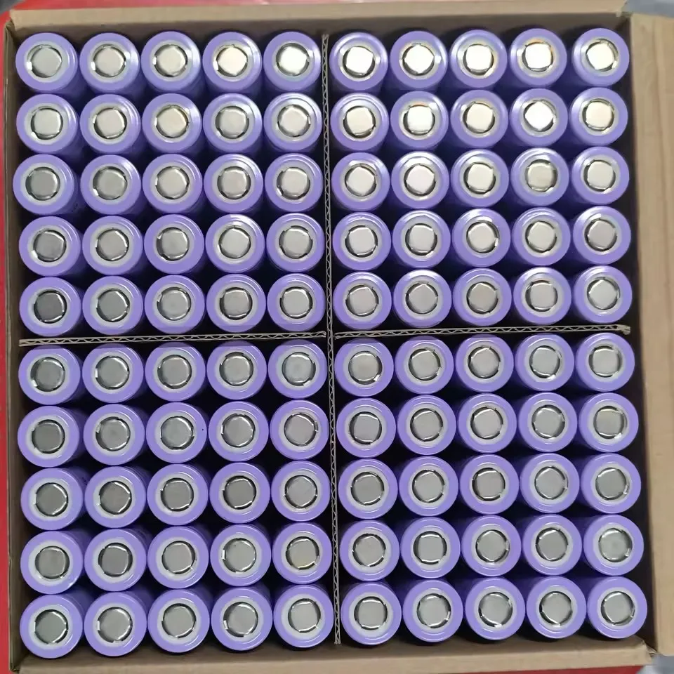 Lot de 10 Batteries Drone 3.7V 2000mAh 20A INR18650-20P
