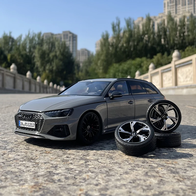 Audi RS4 Avant Competition 2022 GT Spirit 1/18, Résine, Modèle Neuf