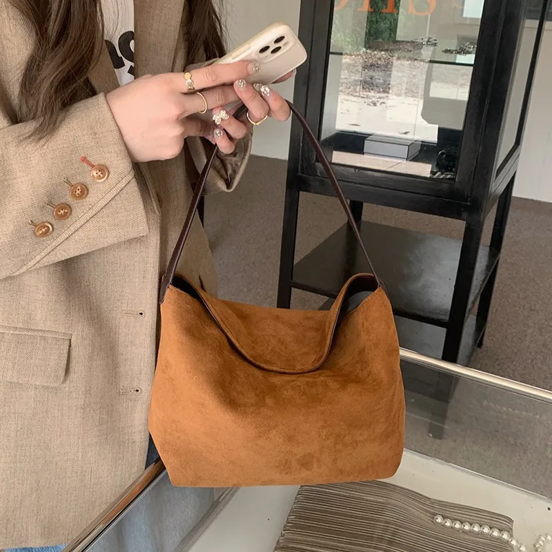 

2024 Winter New Retro Frosted Suede Small Square Bag for women Stitched Handbag ladies Versatile Shoulder bag armpit bag vintage