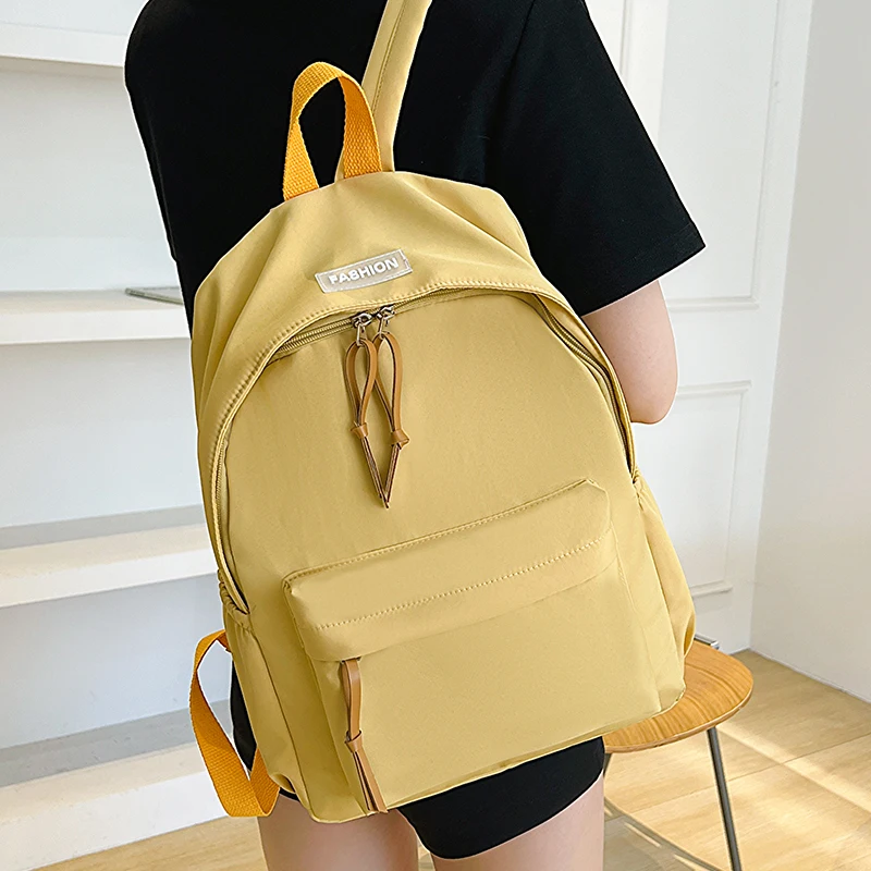 Large capacity campus backpack, adjustable shoulder strap, laptop backpack, suitable for different scenarios